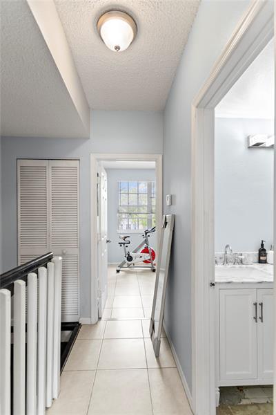 Building Photo - 7856 Dixie Beach Cir