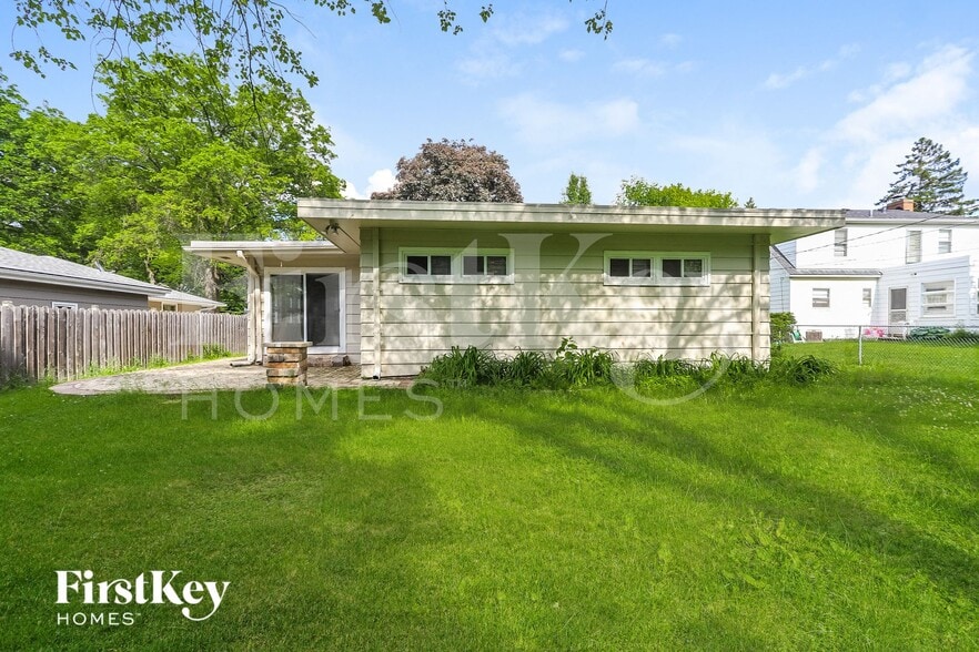 Building Photo - 544 N Aldine St