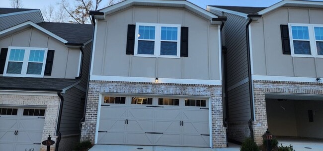 Building Photo - 112 Cedar Ln