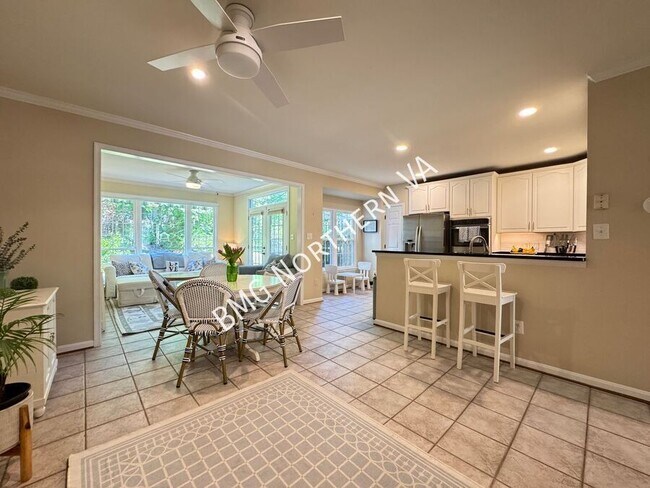 Building Photo - 5654 Governors Pond Cir