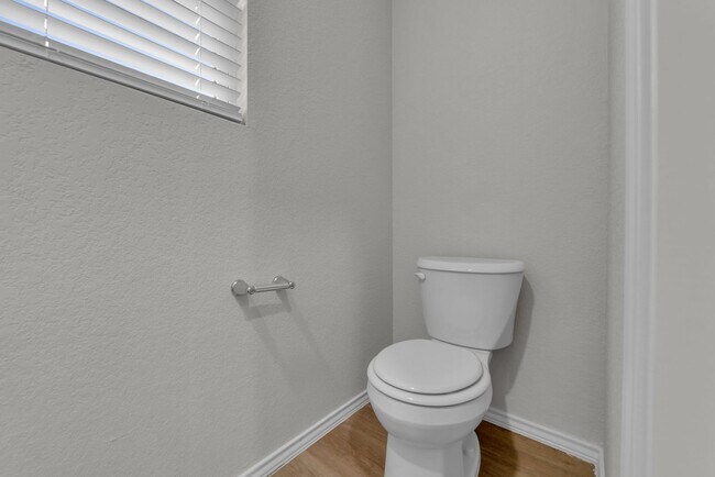 Building Photo - 8646 Key S Way