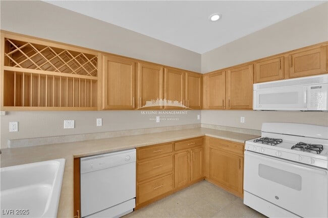 Building Photo - 8661 Rowland Bluff Ave