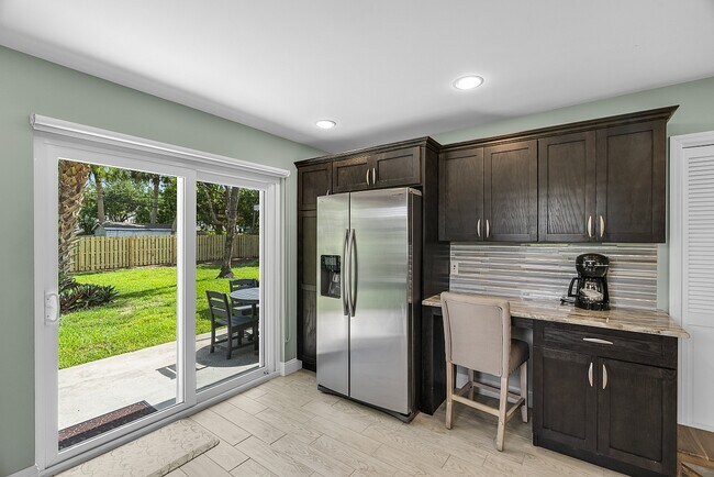 Building Photo - 925 Turtle Cove Ln