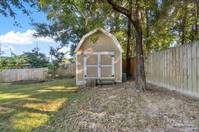 Building Photo - 547 Shiloh Dr
