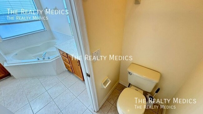 Building Photo - 13628 Tetherline Trail