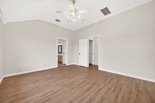 Building Photo - 5517 Autumn Ash Ln