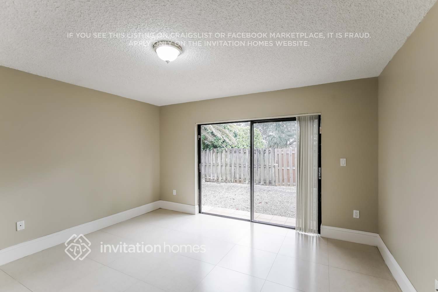 Building Photo - 15052 SW 63rd Ter