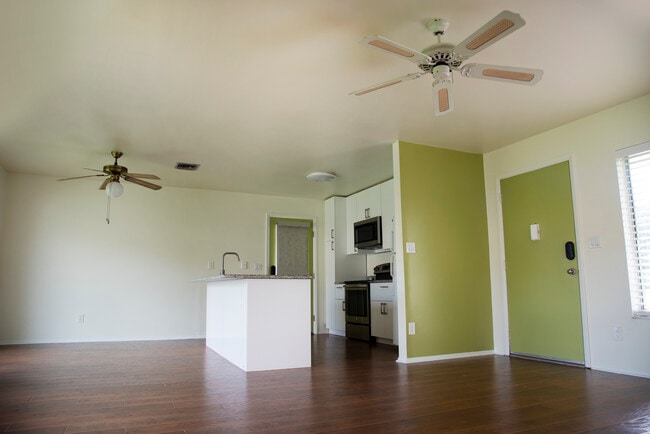 Building Photo - 10116 Fairtree Ln