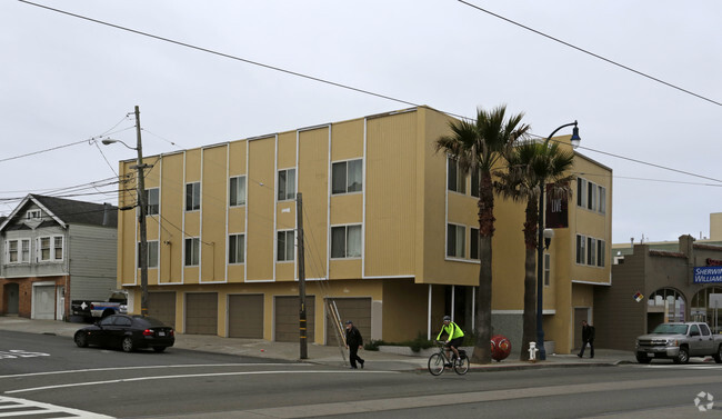 Primary Photo - 1401 Ocean Ave