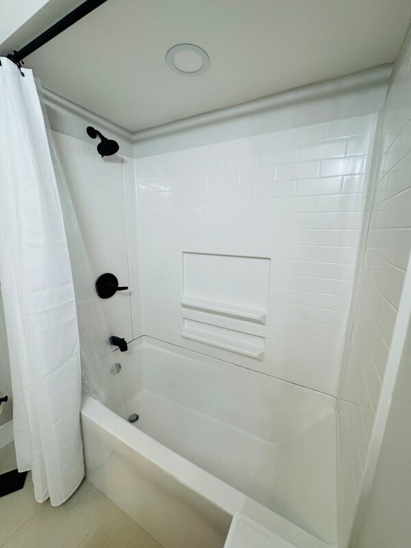 Building Photo - 5800 Ponderosa Dr