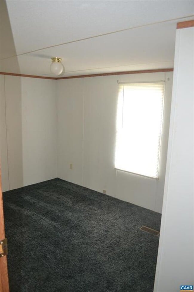 Building Photo - 3Bedroom 2Bath Columbia VA Home