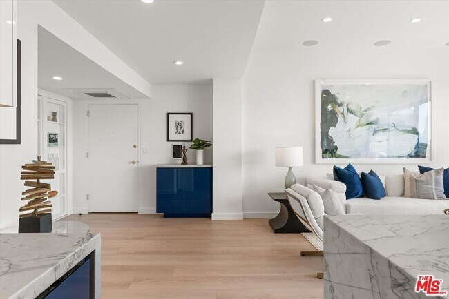 Building Photo - 10501 Wilshire Blvd