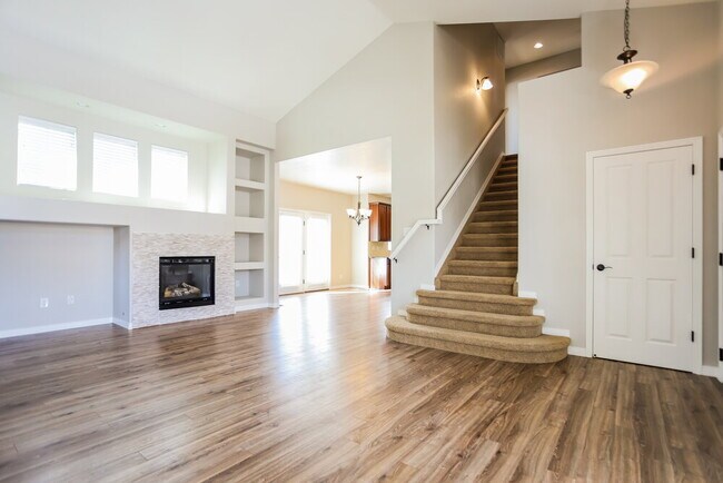 Building Photo - 7149 S Little River Ct