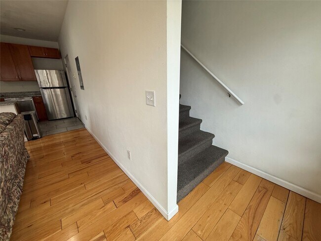 Building Photo - 25 Court St