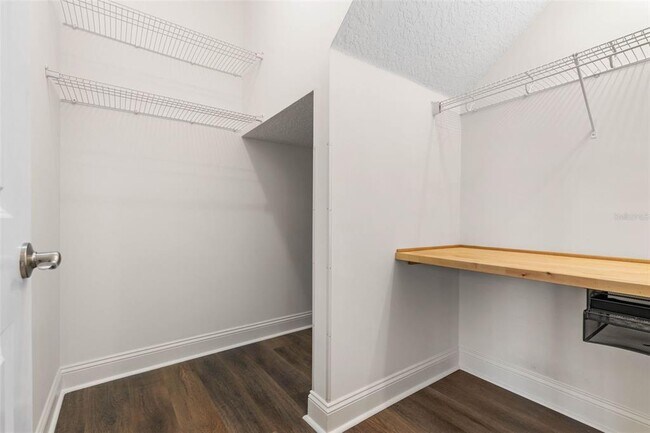 Building Photo - 2703 Morning Light Ct