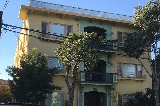 Bonito building - 135 Bonito Ave