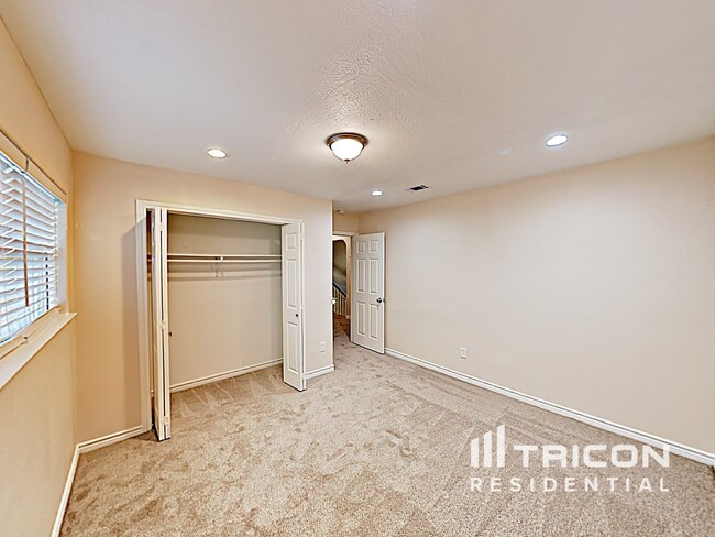 Building Photo - 21114 Southern Colony Ct