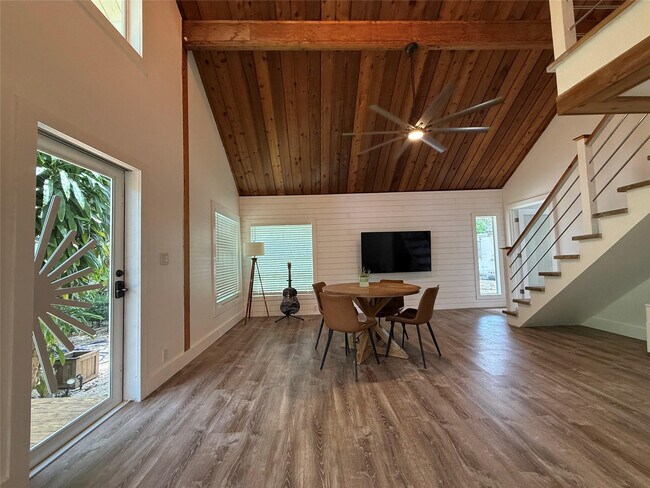 Building Photo - 22990 SW 156th Ave