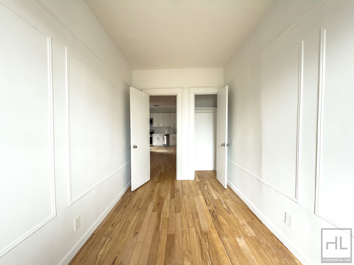 Building Photo - NOSTRAND AVENUE / Renovated 3-bed, 1-bath ...