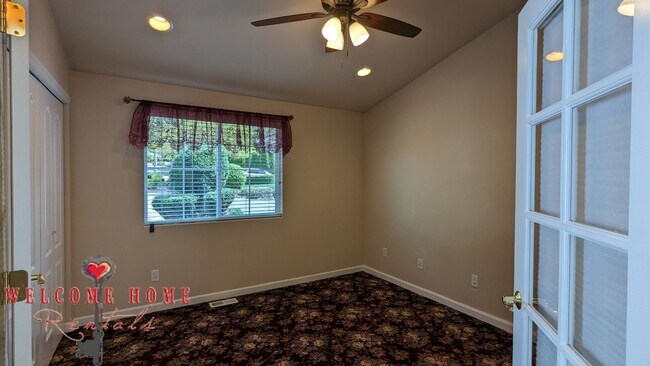 Building Photo - Greene - 2431