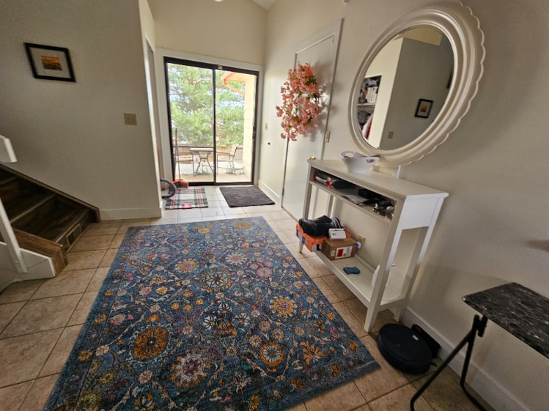 Building Photo - 8060 Woody Creek Dr