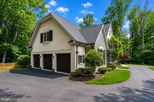 Building Photo - 6707 Wemberly Way