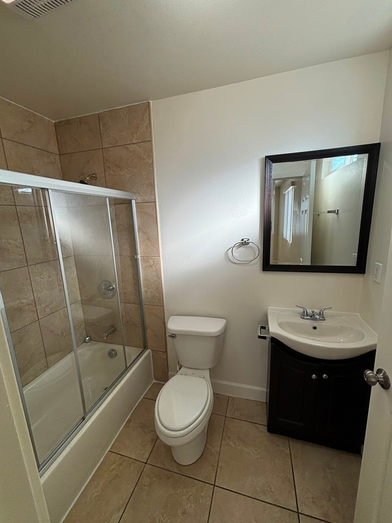 Building Photo - 428 W 109th Pl