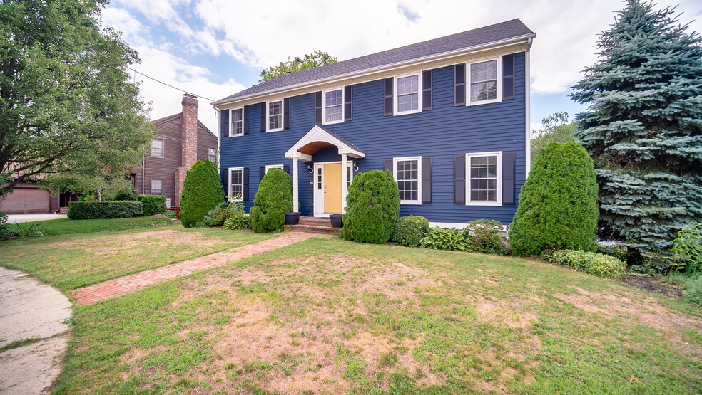 Building Photo - 155 Torsey St
