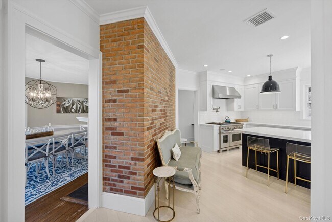 Building Photo - 41 Seafield Ln