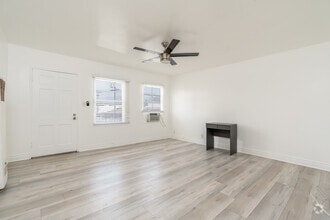 Interior Photo - Gateway Glendale- Gateway Glendale LLC