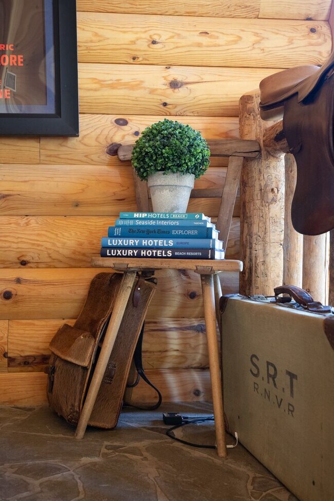 Building Photo - Winter Rental – $18,500/month (5/6-Month Lease)