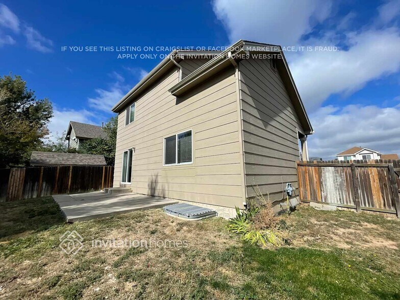 Building Photo - 845 Legend Oak Dr