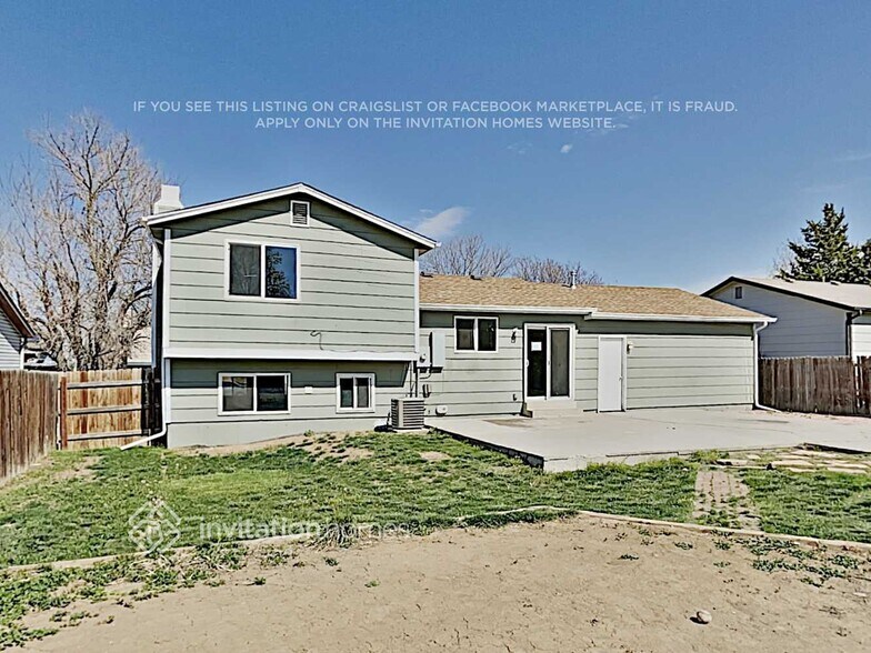 Building Photo - 1365 S Zeno Way