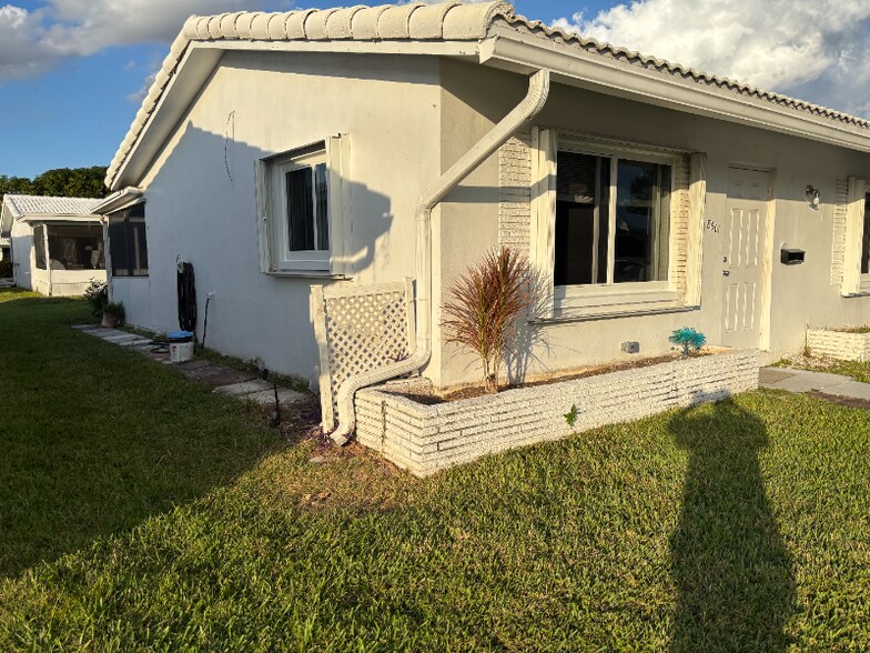 Building Photo - 8601 NW 59th St