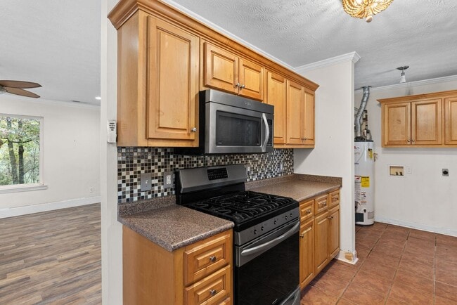 Building Photo - 3b/3ba RENTAL on 5.2 acres CULLMAN