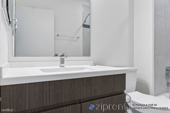 Building Photo - 2 br, 2.5 bath Townhome - 7805 Cooper Lane...