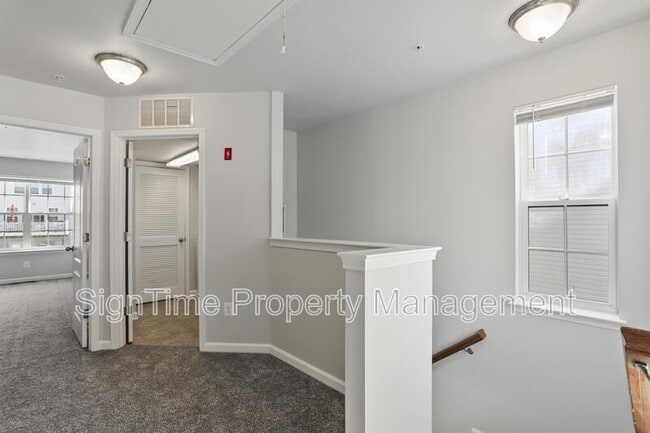 Building Photo - 18234 Hurricane Ct