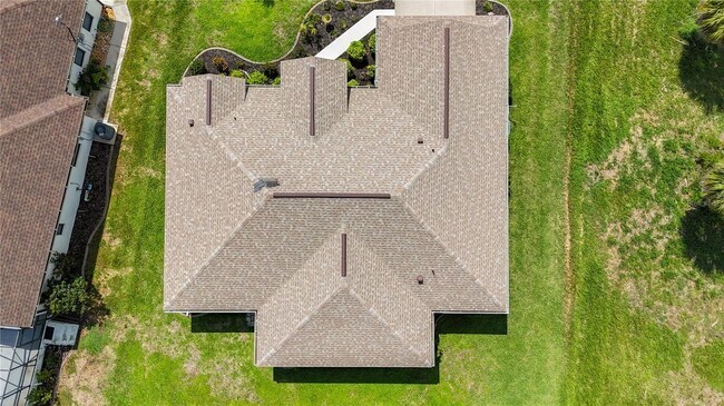 Building Photo - 123 Marker Rd