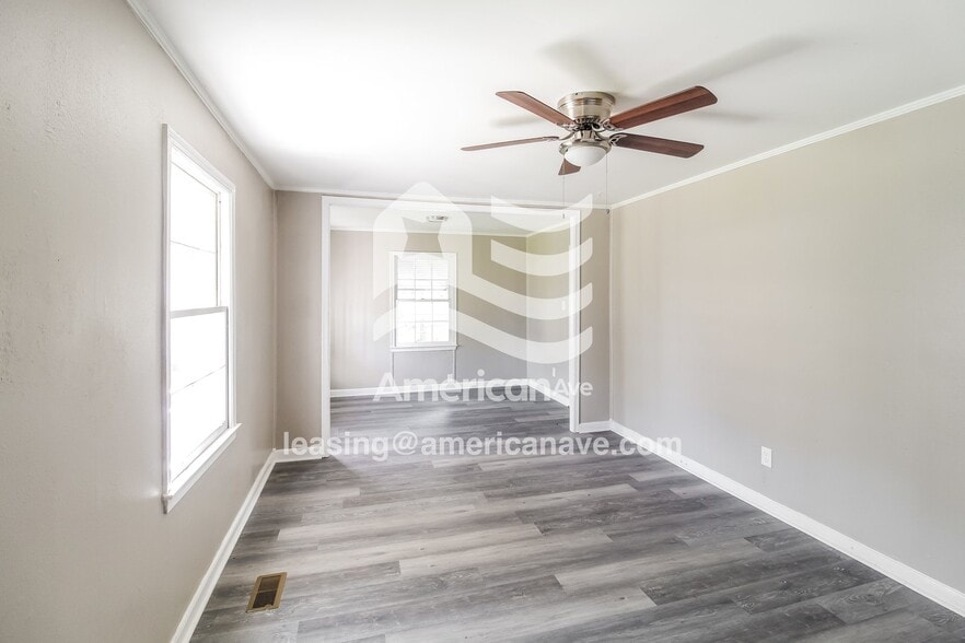 Building Photo - 986 Ponce De Leon Cir N