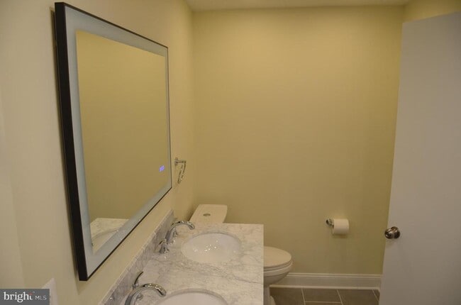 Building Photo - 9012 Paddock Ln