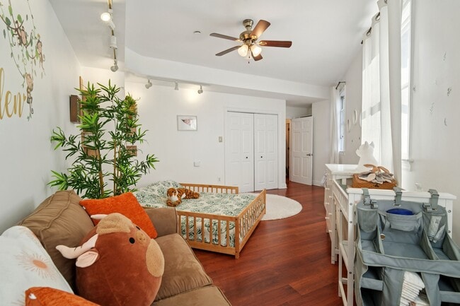 Building Photo - 205 Shearwater Ct W