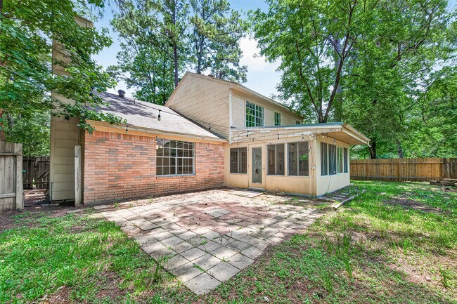 Building Photo - 42 Rockridge Dr
