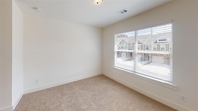 Building Photo - 6414 Shalks Xing Dr