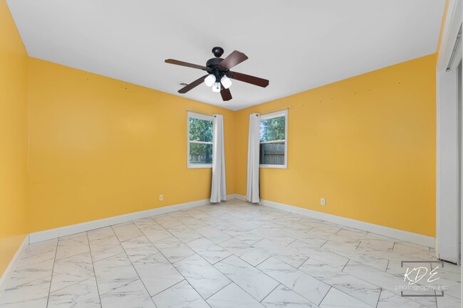 Building Photo - 1108 Karner Dr