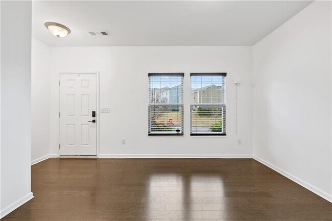 Building Photo - 1586 Garden View Dr