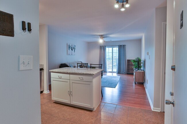 Building Photo - 2109 Cedar Run Dr