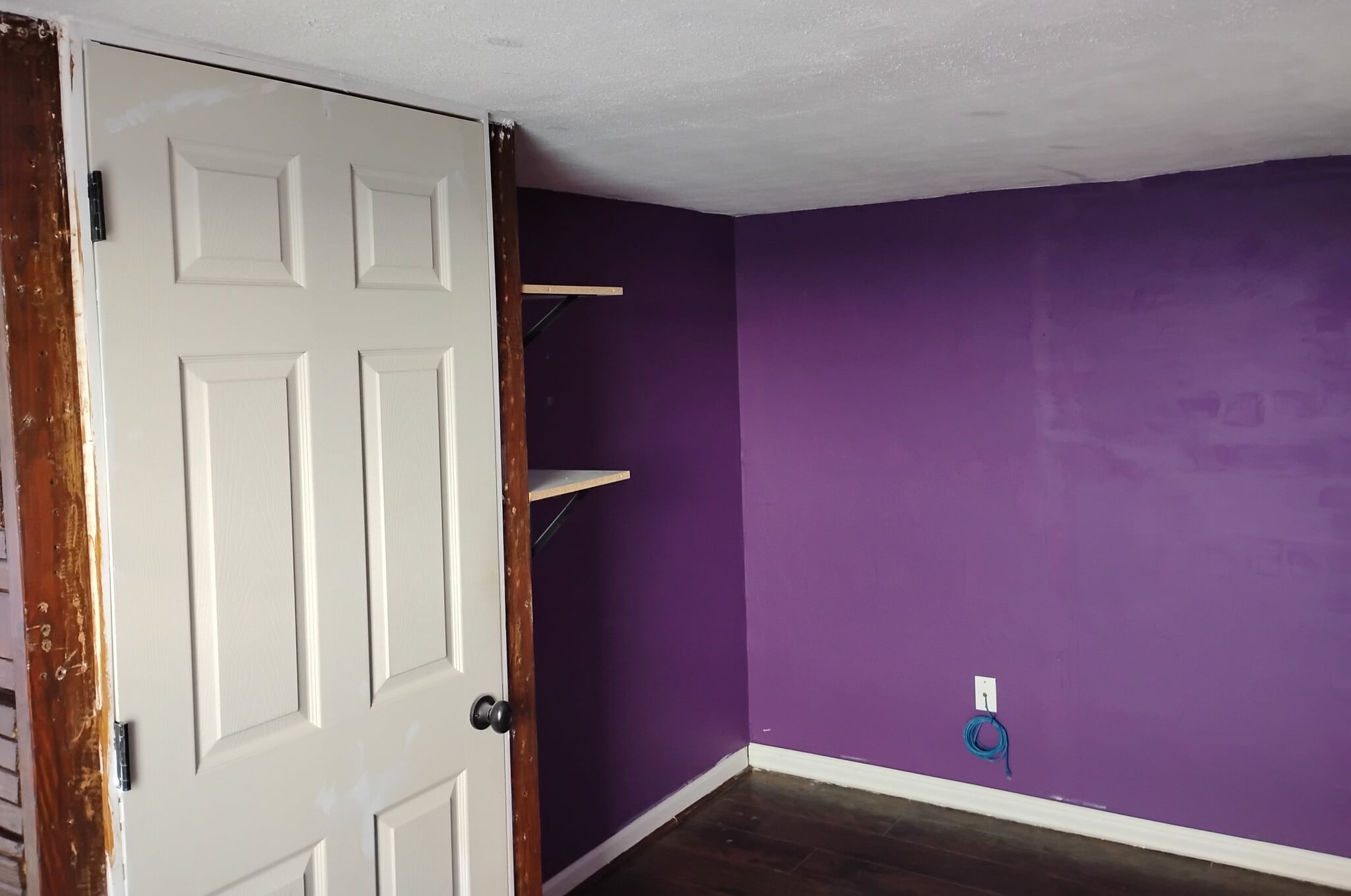 Building Photo - 213 Pleasant St