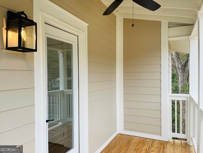 Building Photo - 102 Gardenia Ln