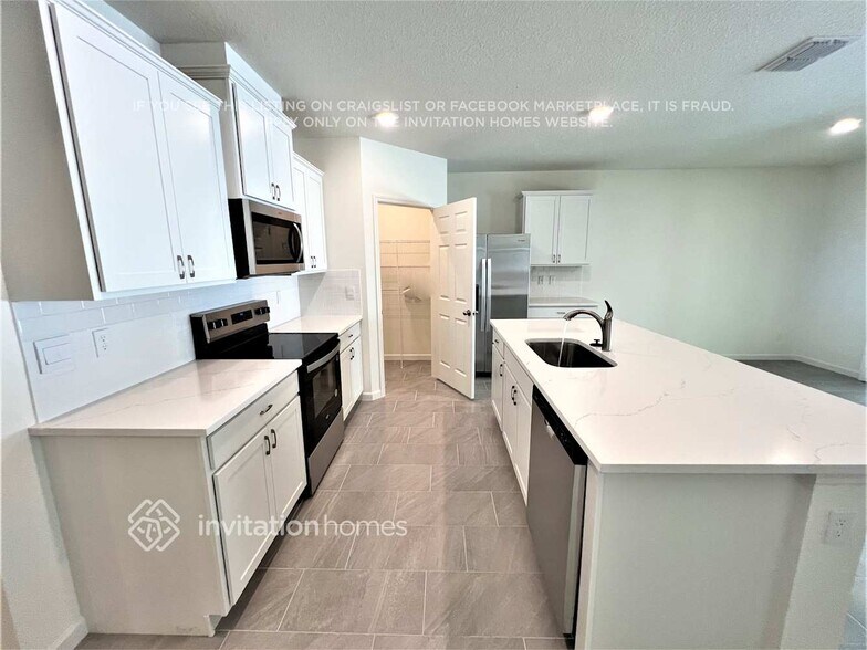 Building Photo - 505 Seaspray Dr