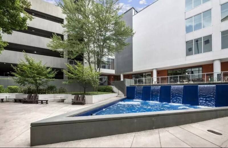 Building Photo - 333 Nelson St SW